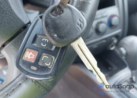 2005 Hyundai Elantra Gls/Gt z USA, uszkodzony, nr VIN KMHDN46DX5U184850